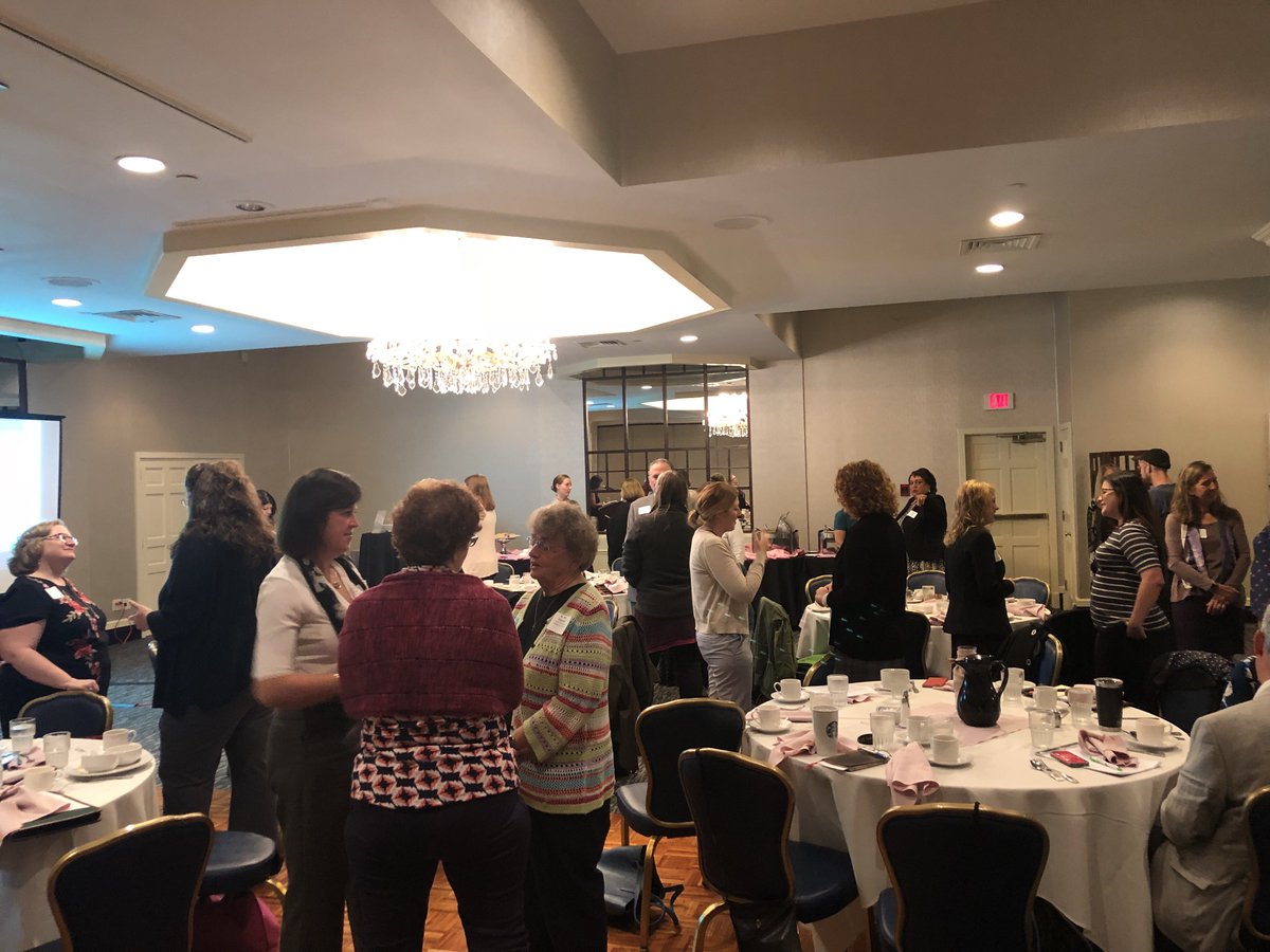 WiPWesternMass's tweet photo. Enjoying “A seat at the table: board diversity” w/the fabulous Waleska Lugo-DeJesus! Here, an interactive discussion keeps attendees active! #philanthropy #boarddiversity #wipowm https://t.co/z6mVl9x0Up