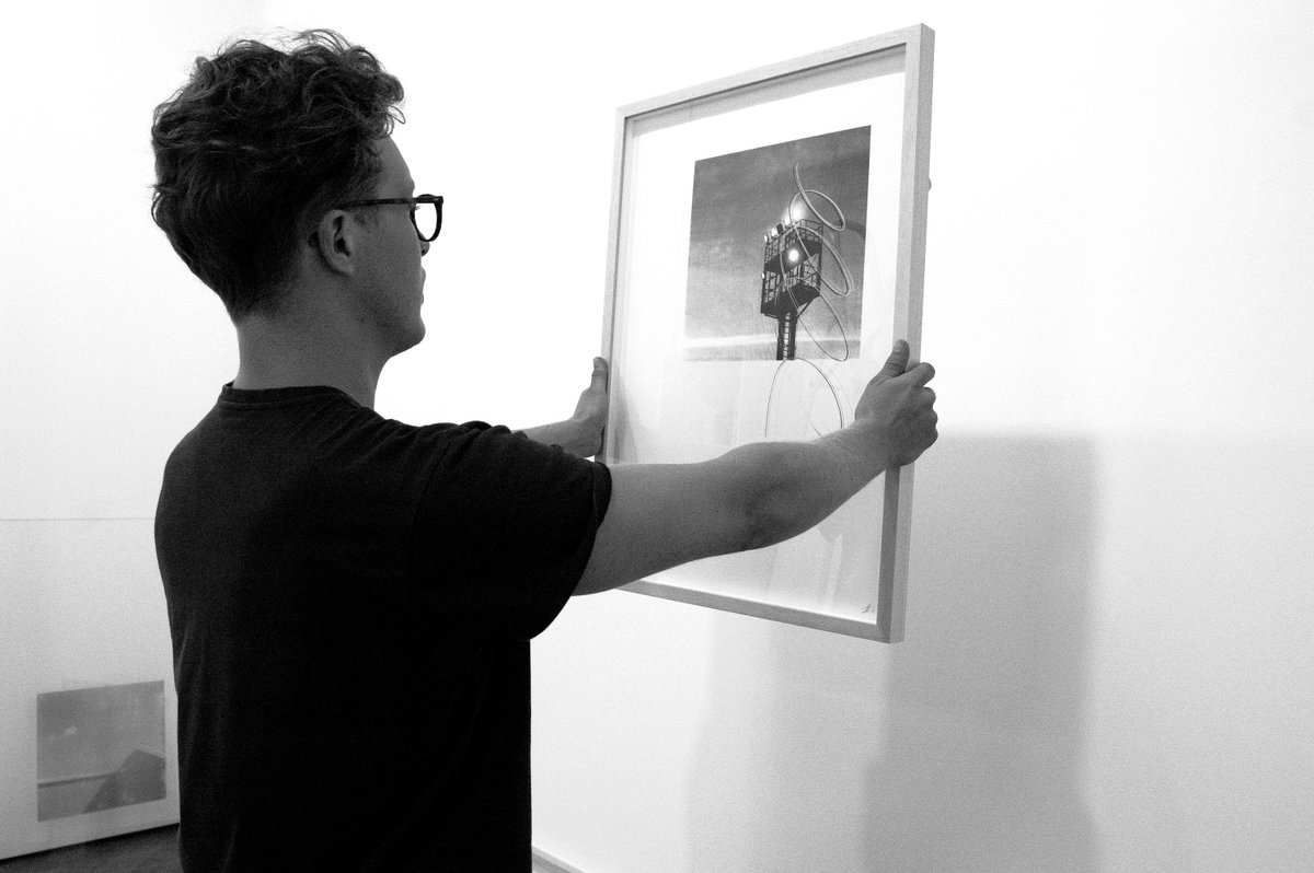 switchgallery's tweet image. Opening Tonight! 🎼
"Quiet Zone" by Hugo Cantegrel

Tuesday 11th of September 2018 - 6pm30/10pm30
More info on @artsy : bit.ly/2oXIQWF

#theswitchgallery #artistrungallery #hugocantegrel #artistscalltheshots #artsy #artopening #youngtalent #emergingartist