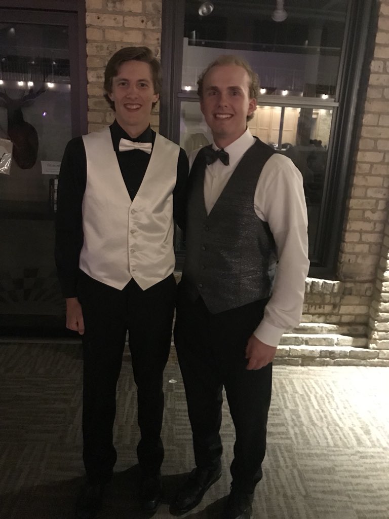 BradyCampbell14's tweet photo. Happy Birthday @logantollefson hope it’s a good one bro! 🎉🎈 https://t.co/Q9V3GeBntX