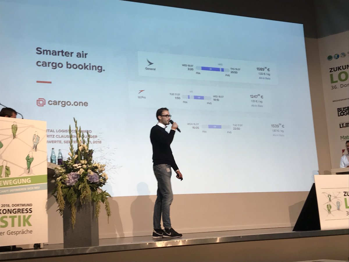 HuelsmannT's tweet photo. Great first three pitches at Digital Hub Logistics #DigitalLogisticsAward at #zuko2018 of @DigiHubLog @FraunhoferIML @startport_ruhr #Dortmund https://t.co/JyrrHI1Jhz
