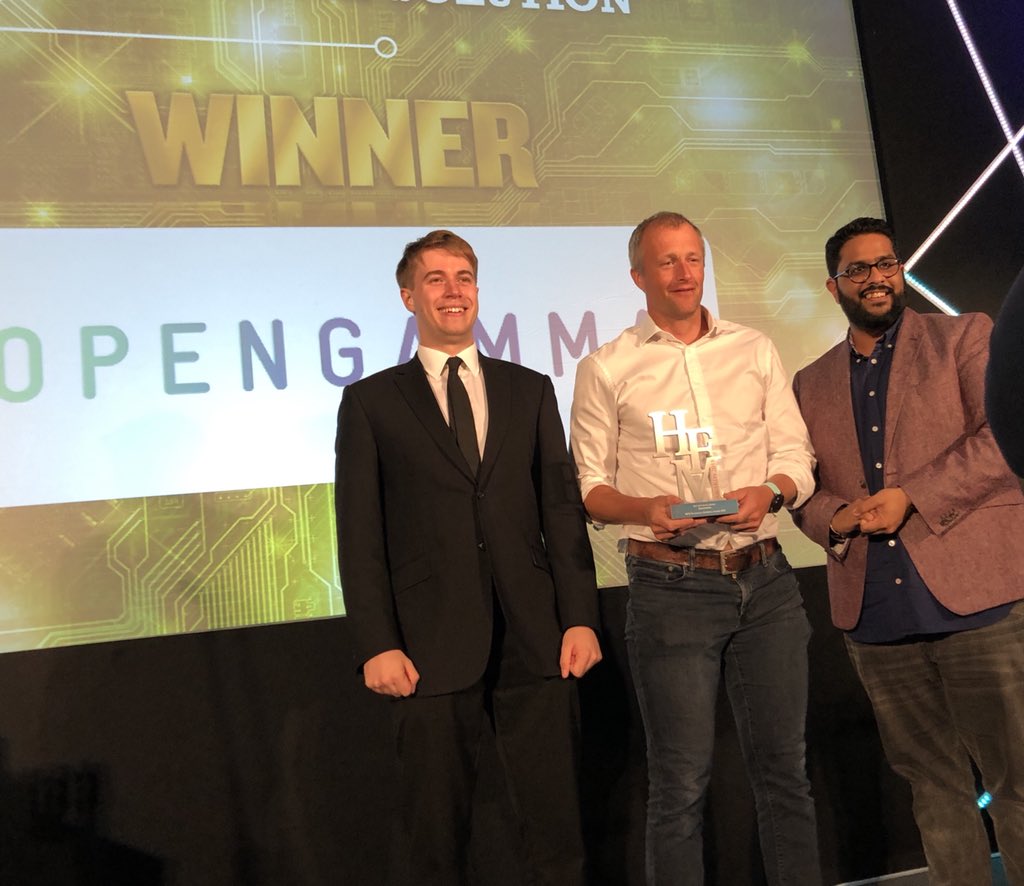 We’ve just won best derivatives solution <a href="/HFMWeek/">HFMWeek</a> hedge fund technology awards! Here’s our CEO <a href="/PeterRippon1/">Peter Rippon</a> collecting the award >