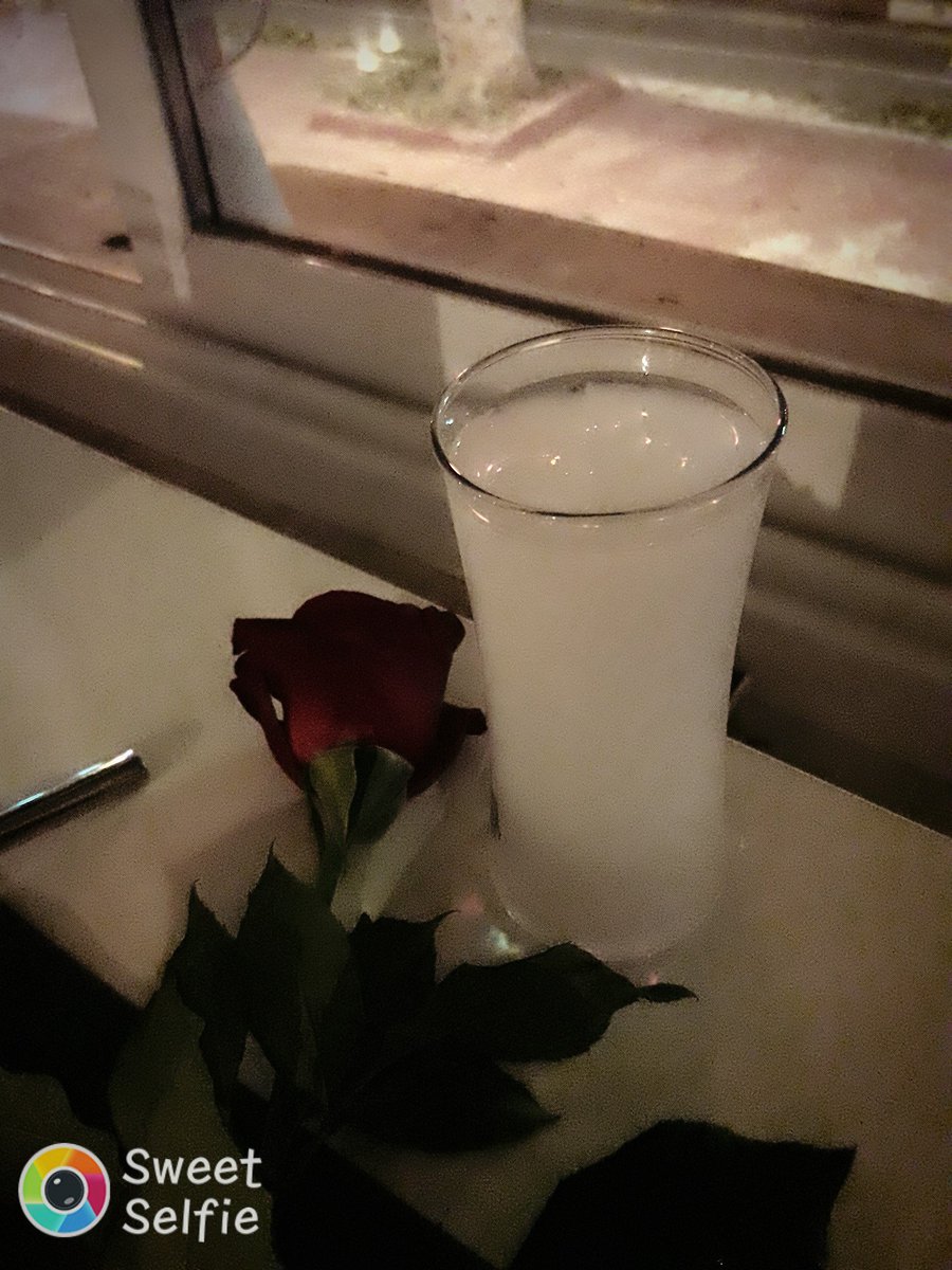 aslicicek13's tweet photo. ##bir ##gul ##bir ##kadeh ##rakı ##asli ##antalya https://t.co/Q2daiCTHi3