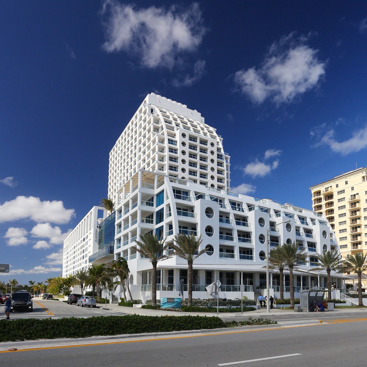 TheOceanFTL's tweet photo. We're ready for the day. 🙌 #FortLauderdale https://t.co/lKJgmI3kXD