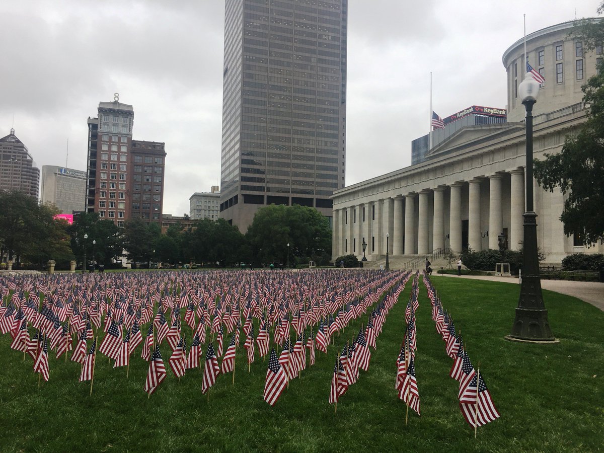 Sen_Edna_Brown's tweet photo. 2,977 flags are displayed on the @OhioStatehouse lawn in remembrance of those lost on September 11, 2001. We will #NeverForget the victims, their families, and the brave first responders who put others' lives ahead of their own. https://t.co/zawfpvCK4O