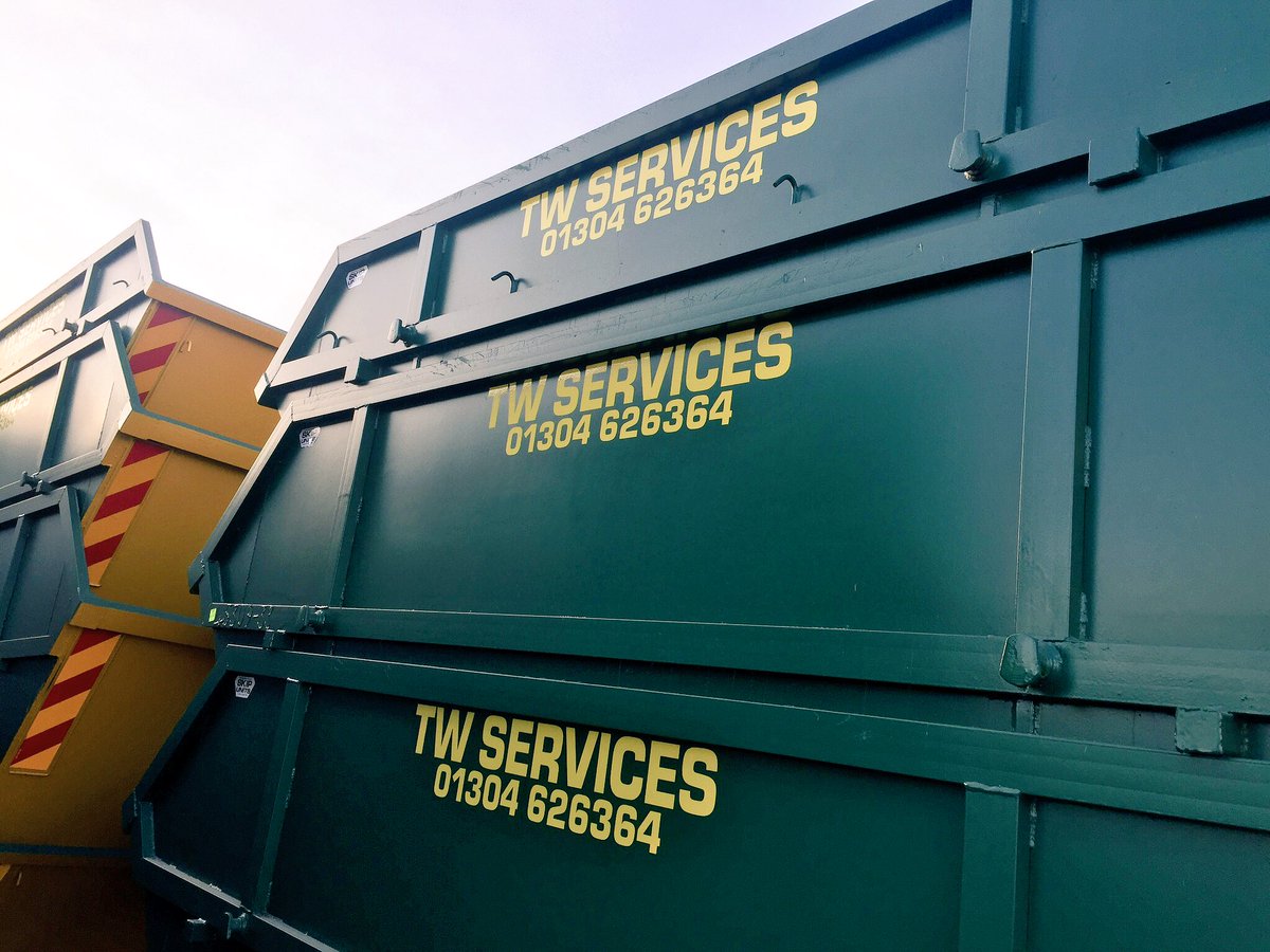 Another delivery of new skips ready for our customers! #needaskip #skiphire