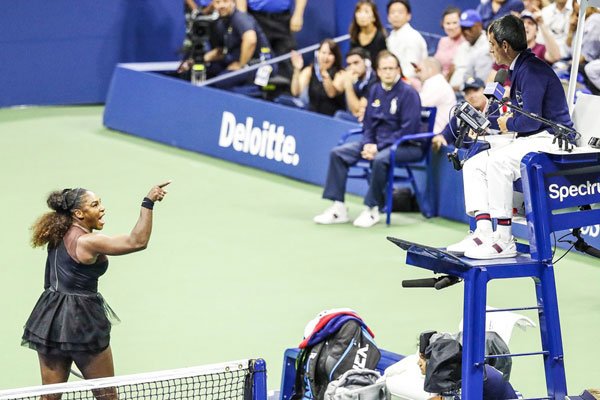 goitiatenis's tweet photo. Histórico: los jueces de silla planean no arbitrar más a Serena Williams en el circuito, después del escándalo ante Osaka en la final del US Open, que le valió una multa por 3 actitudes, con 17.000 dólares. Están molestos con la WTA y la USTA (Asoc. de EE.UU.) y planean un boicot https://t.co/S7E9Jor1ag