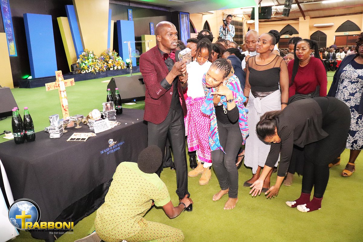 IAmLesegoDaniel's tweet photo. #TuesdayWisdom [THESE ARE THE DAYS OF WONDERS]: Apostle Paul says in [2 Timothy 1:8] – “Do not blush to testify about Christ even me, share with me in my suffering.” If you share in Christ suffering, you will share also in the man of Gods suffering. #HolyCommunionServiceRecap https://t.co/equYHioNeM