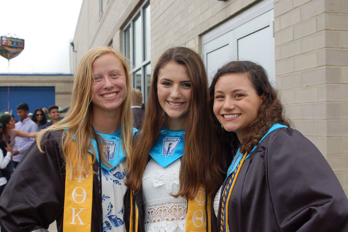 KaralineWin's tweet photo. HBD KATE❤️❤️❤️ love and miss you so much!!!! Can’t wait to see you again soon😘😘 @KatelynOrz https://t.co/wP1nUaGhZW