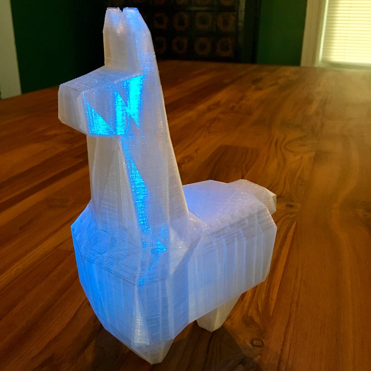 bmemike's tweet photo. I #3dprinted the #Fortnite #GetawayLTM llama jewel.
#Thingiverse link: https://t.co/RsjwyRPumv
#3dprinting #FortniteBattleRoyale https://t.co/pYBRHdeCmj