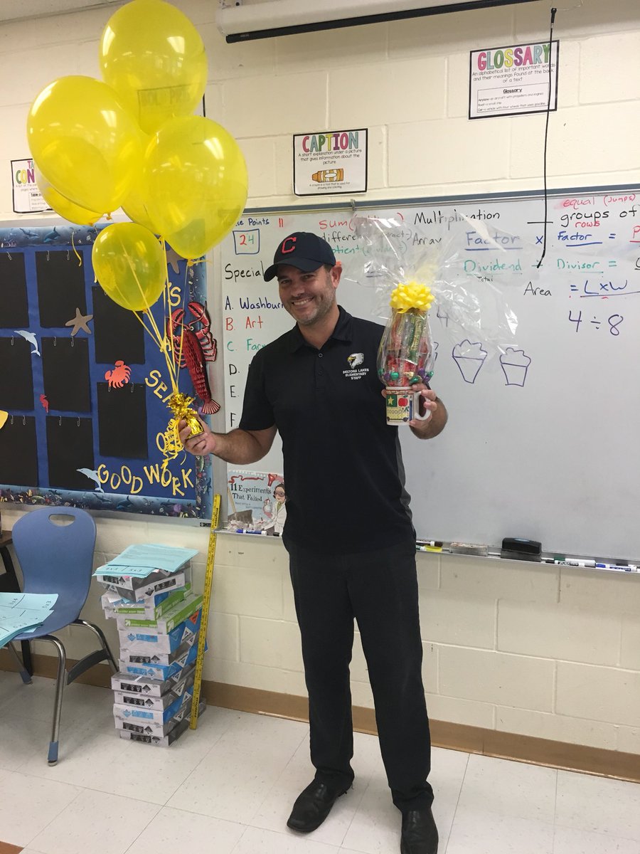 ramonita_ortiz1's tweet photo. Congratulations to DLE’s TOTY Michael McCombs! We are so proud of him!! https://t.co/nBeR9fm5JC