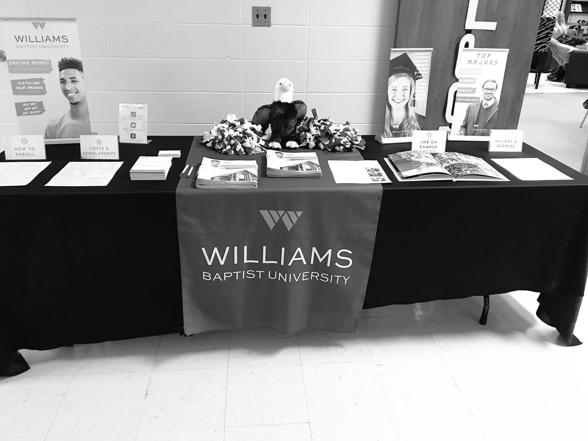 WBU_Admissions's tweet photo. Shout out to @CHSBobcatsAR for hosting WBU! Come check us! We’re located right next to the library! #GoEagles https://t.co/aSJDyHfGqS