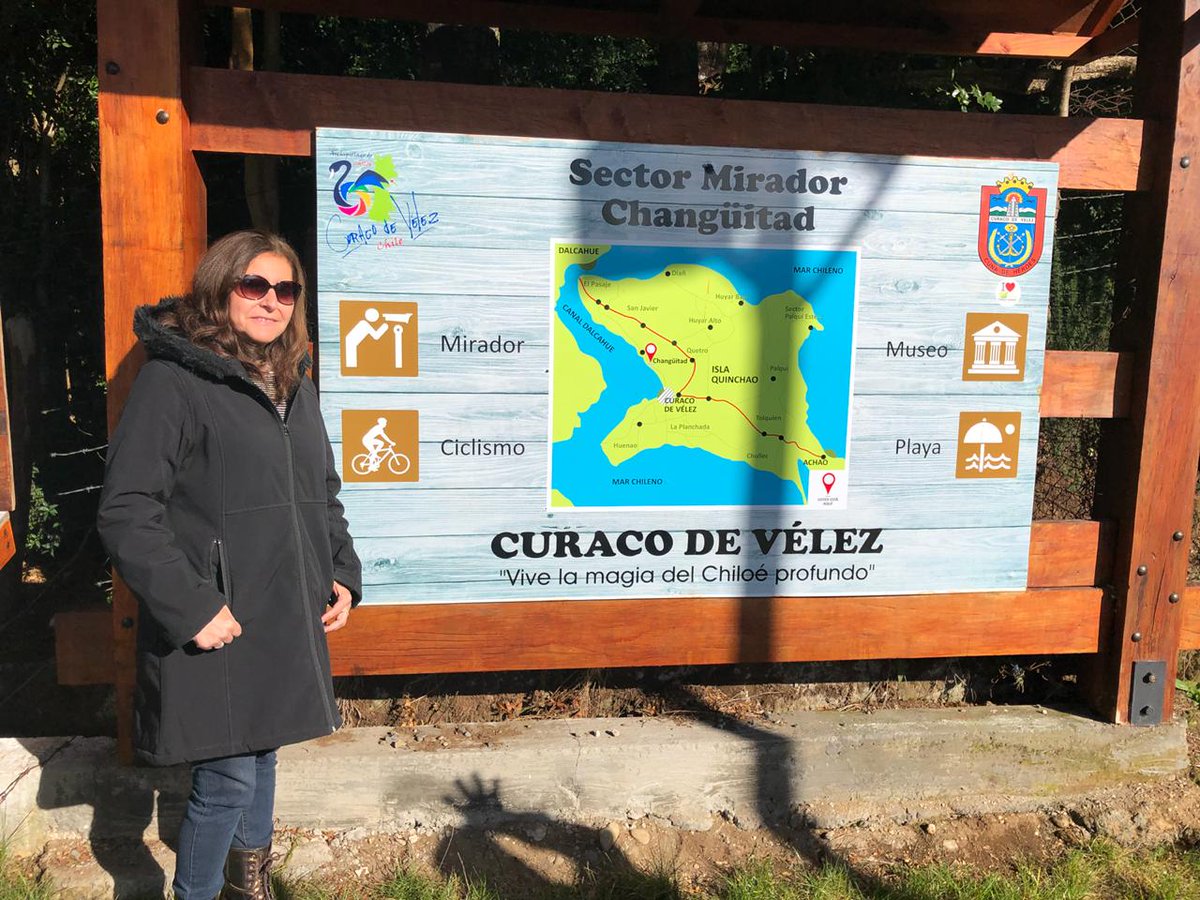 SantiagoChileCB's tweet photo. SCB y @Sernatur recorren los mágicos parajes de Chiloé en el marco de la inauguración del @CbChiloe https://t.co/CQFeRuIhPy
