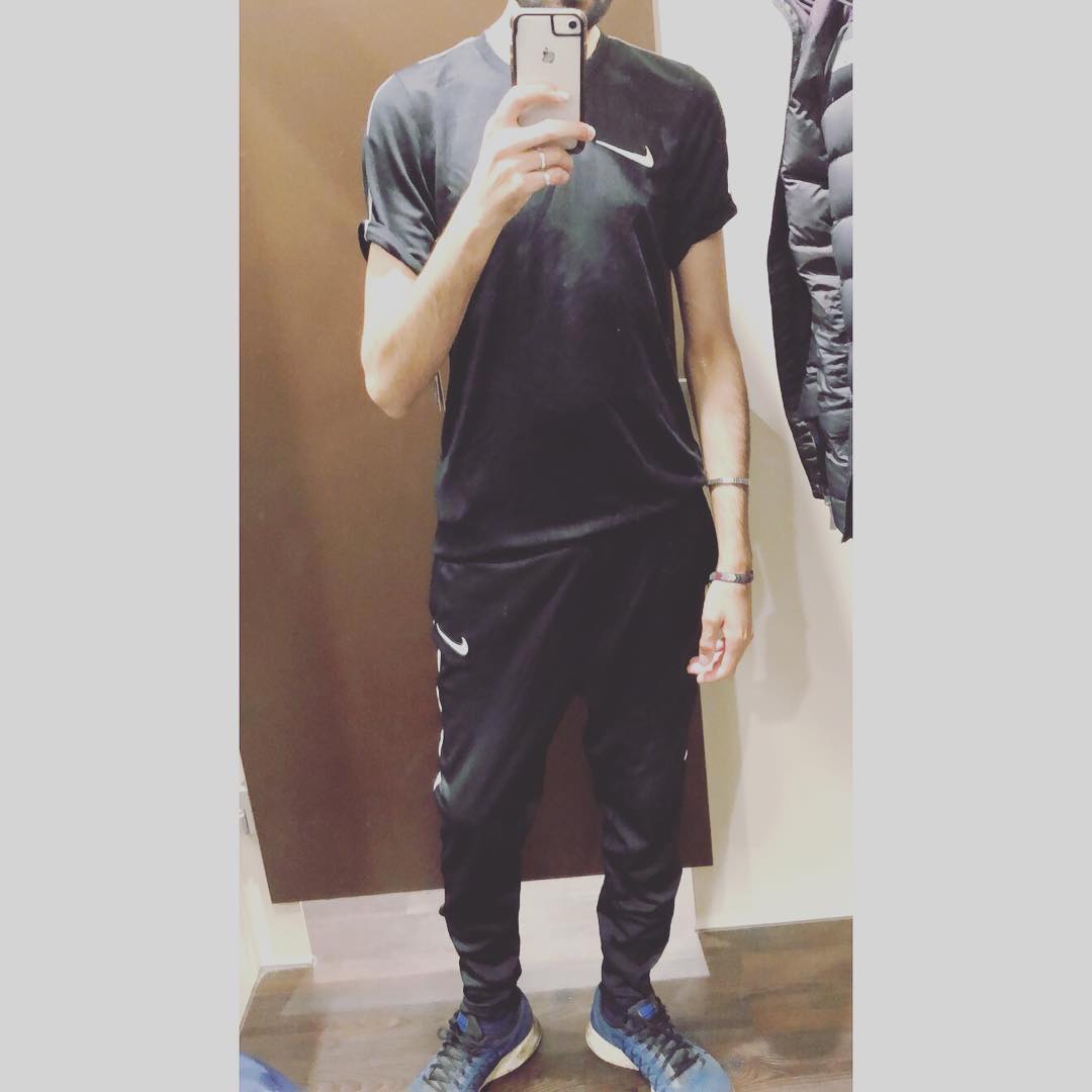 LadSpotting's tweet photo. @#Scally.luis
・・・
scallying in ... https://t.co/oEaQnjfHsa #Boy #Councillads #Councilladsrepost #Gay #Instagram #Labourerlife #Labourers #Lad #Nike #Polyestershirt #Scallylad #Shoutout #Sportswear #Trackies RT https://t.co/WLqWkA6Jwv