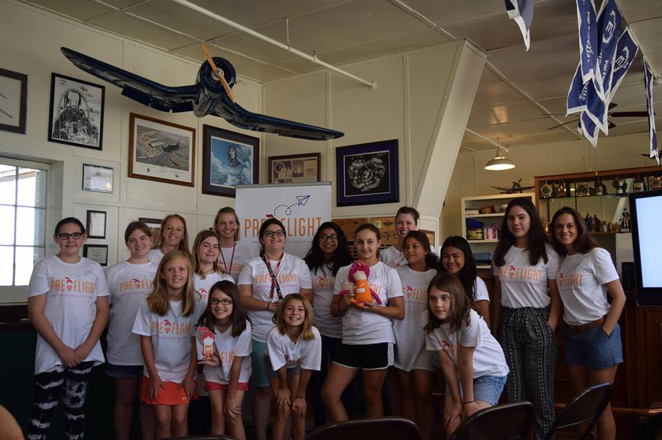 Women guide girls in flight, breaking gender norms hubs.ly/H0dL4VC0 by <a href="/UniversityStar/">The University Star</a> #womeninaviation #flying