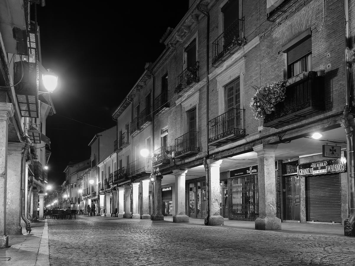 #exposición en el en el Lab Cocktail Bar: Samantha Herrera descubre sus fotografías en #Toledo "Con nocturnidad y alevosía"
encastillalamancha.es/cultura/samant… vía <a href="/Enclmdiario/">encastillalamancha</a>