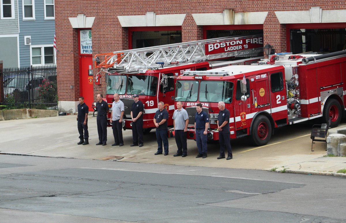 chipsy231's tweet image. Remembering those who lost their lives 17 years ago today on 9/11.  A moment of silence at @BostonFire #Engine2 &amp;amp; #Ladder19. #Southie.