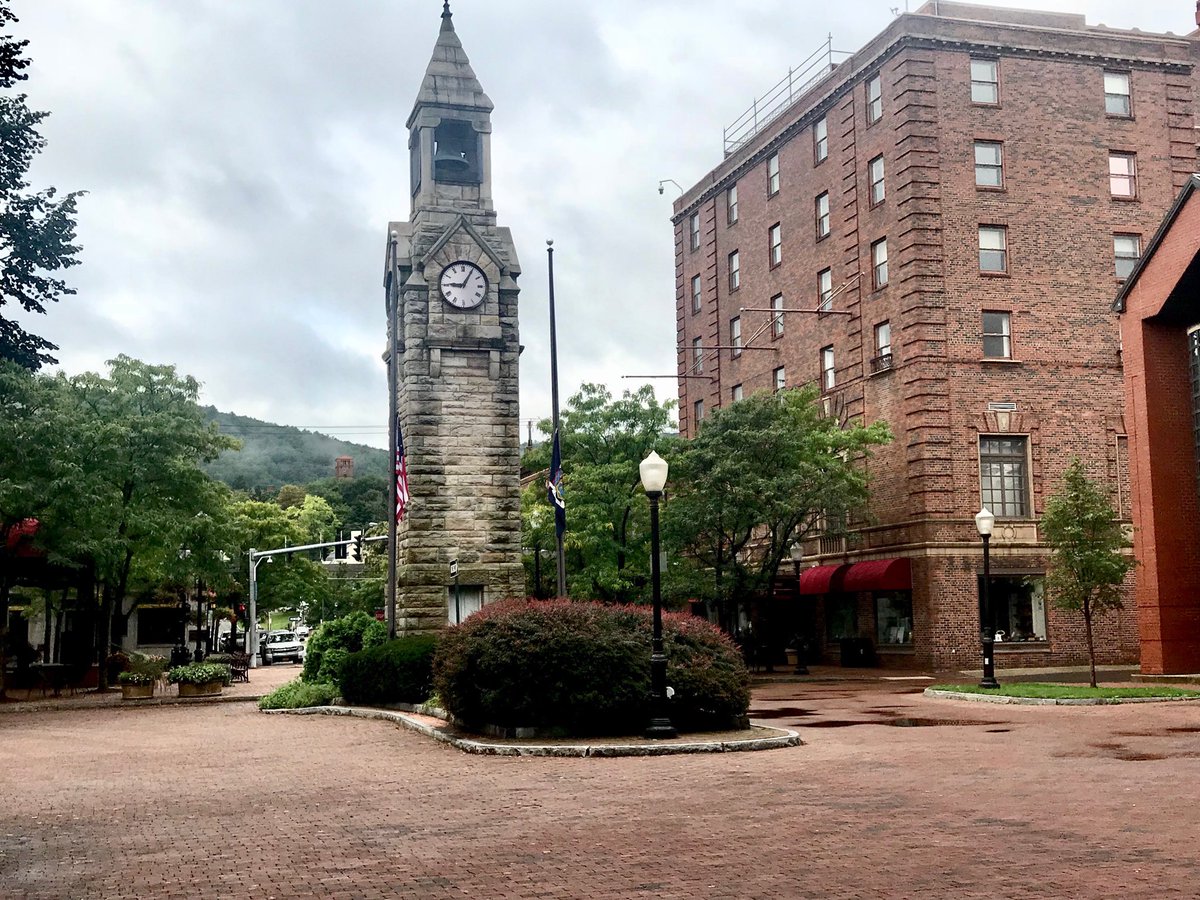 Dan Ashbach tweet media