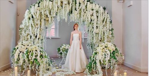 Forty8devts's tweet image. Calling all North West Couples! Soon to be #married, and need to find your perfect #home? Well, come and see us this #Sunday at the Great Northern Wedding show at Bolton Arena- #Manchester.  #GNWS2018 #Greatnorthernweddingshow