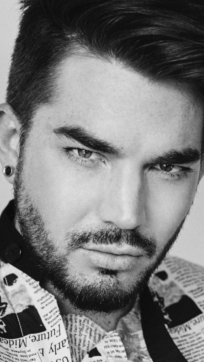 HOW IN THE HELL CAN HE BE EVEN REAL...HOOWWW?!?😱😭😱😭😱 #AdamLambert