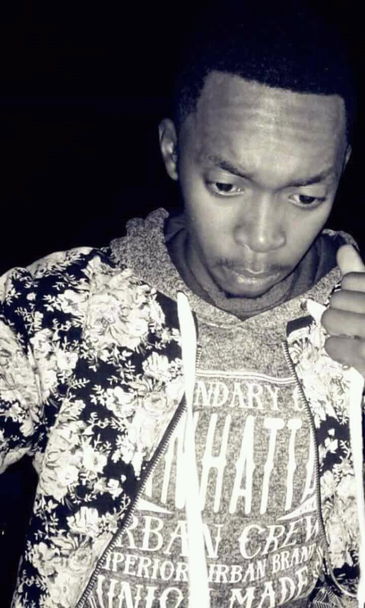 GustavusGST's tweet photo. 9305 #September11th #TuesdayThoughts #Images #picoftheday #NewProfilePic #Producers #BeatShazam https://t.co/WUXoYHiy56