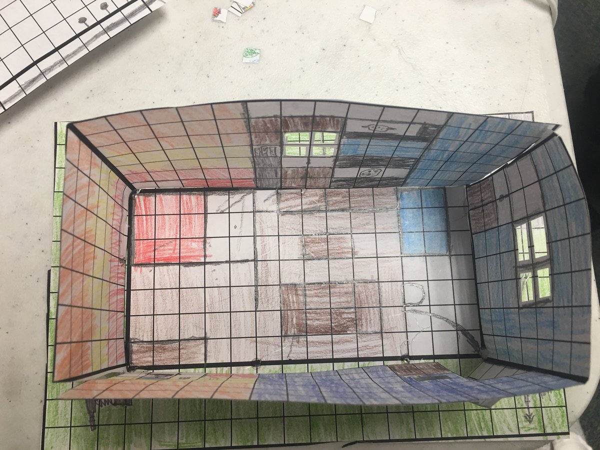 MarionMSTmagnet's tweet photo. 4th grade Tiny house construction. Who knew designing a house could be such a challenge?? #MSTTEAMGT #teamMST #patriotCLASSROOMS #ONEpatriotONEcommunity https://t.co/JpZfBy0zeC