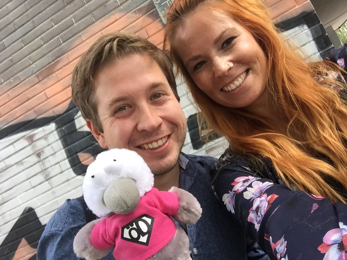 KaroHerrmann's tweet photo. lockerer Austausch mit dem @jusos Vorsitzenden @KuehniKev #dbbjugend #dbbj #öffentlicherdienst #gewerkschaft #jugendverband #berufsbeamtentum #Berlin https://t.co/AO1uJgjZEw
