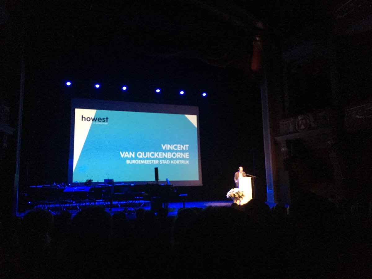 At opening of #Howest Academic Year 2018-19, <a href="/VincentVQ/">Vincent Van Quickenborne</a> is speaking about how Howest is internationally  recognised thanks to <a href="/howestDAE/">HowestDAE</a> being number 1 game school in world &amp; via <a href="/mymachineglobal/">MyMachine</a> project, among many other things.