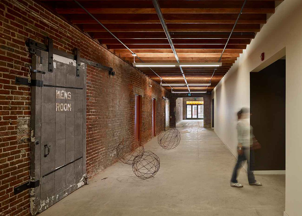 modrec's tweet image. MODERN RECYCLED SPACES® offers commercial spaces and units for office, warehouse, distribution, flex, showroom and retail for rent or lease.  CONTACT LEASING TODAY  | info@modernrecycledspaces.com 609.731.0378 #Coolofficespace #warehousespace  #newjerseywarehoues