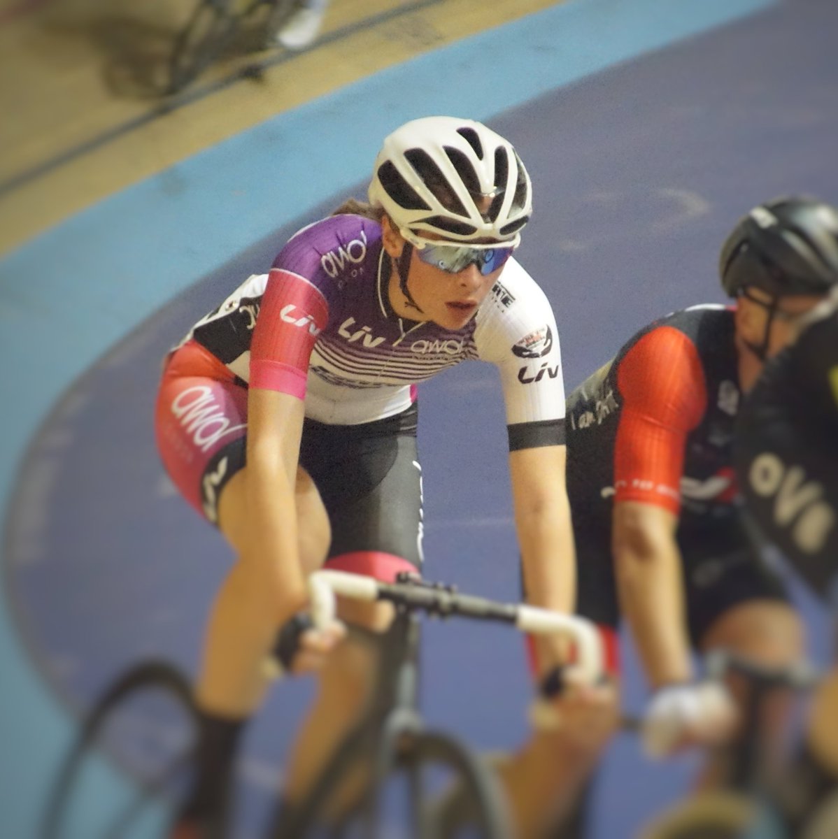 Track league racing <a href="/derby_arena/">Derby Arena</a>  tonight with <a href="/BecksDurrell/">Rebecca Durrell</a> <a href="/char_broughton/">Charlotte Broughton Kulset</a>