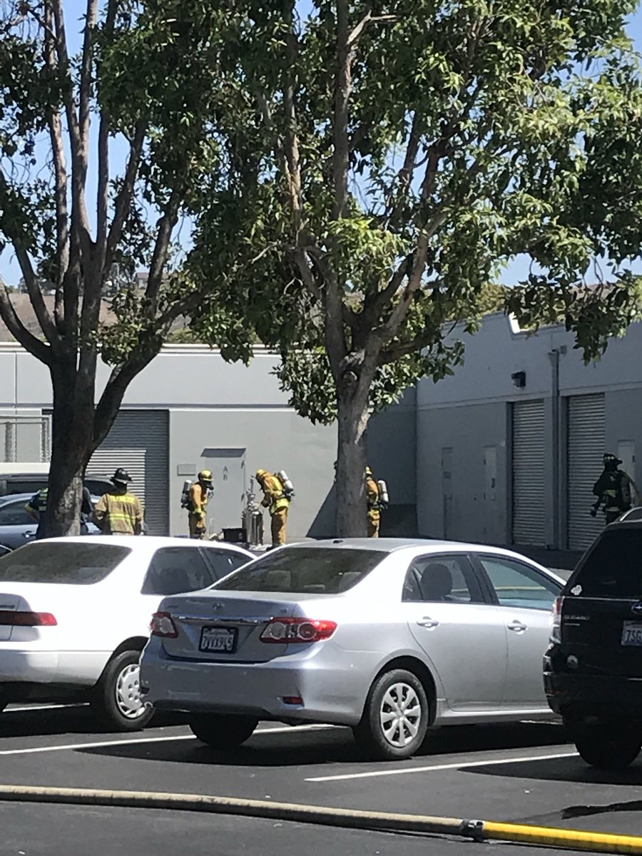 allicarbone's tweet image. #BreakingBad going down in Oceanside! Commotion, fire trucks, DEA...eventful Tuesday at work!