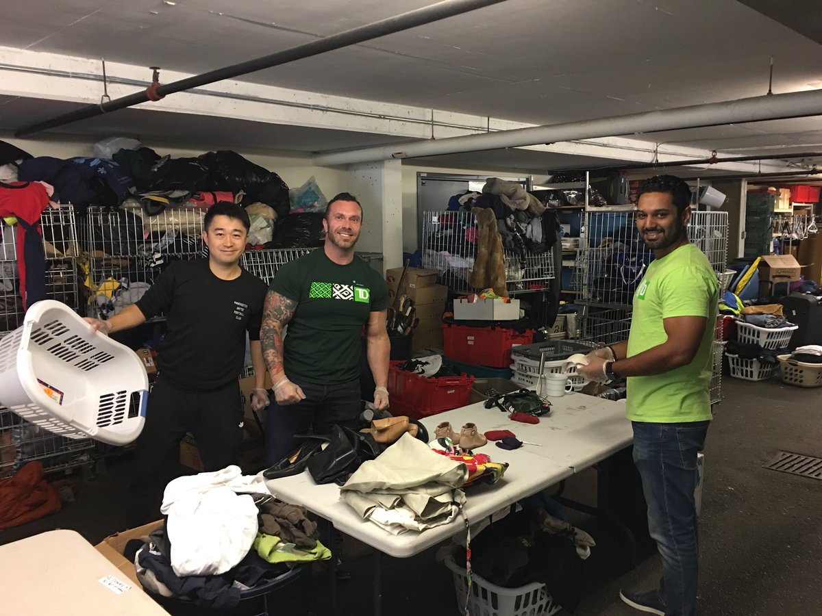 jtbains's tweet photo. Great afternoon volunteering at the @CovenantHouseBC with colleagues! #WILWeekofCaring #WIL @JamieM_TD https://t.co/0kqnkLTwuF