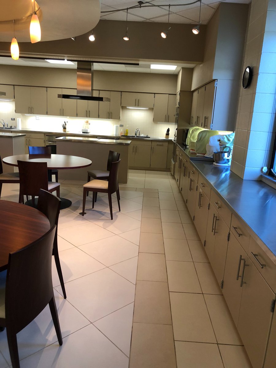 SDSU_CS's tweet image. This room may look calm now but in ONE WEEK Wagner Café begins. In Wagner 429 you can enjoy a delicious homemade meal for just $8. Don&apos;t miss out!
#sdstate #nutrition #sdsu #WagnerCafe