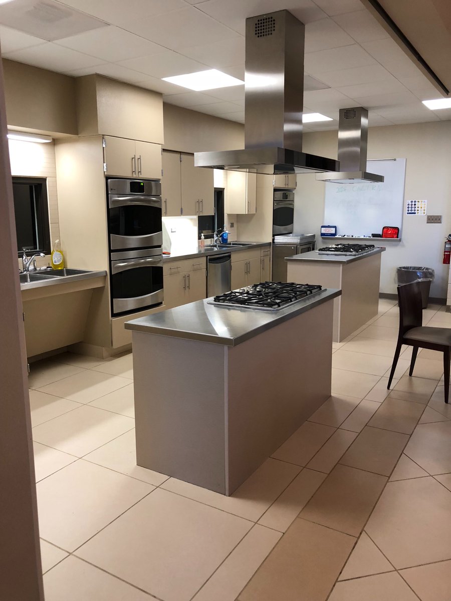 SDSU_CS's tweet image. This room may look calm now but in ONE WEEK Wagner Café begins. In Wagner 429 you can enjoy a delicious homemade meal for just $8. Don&apos;t miss out!
#sdstate #nutrition #sdsu #WagnerCafe
