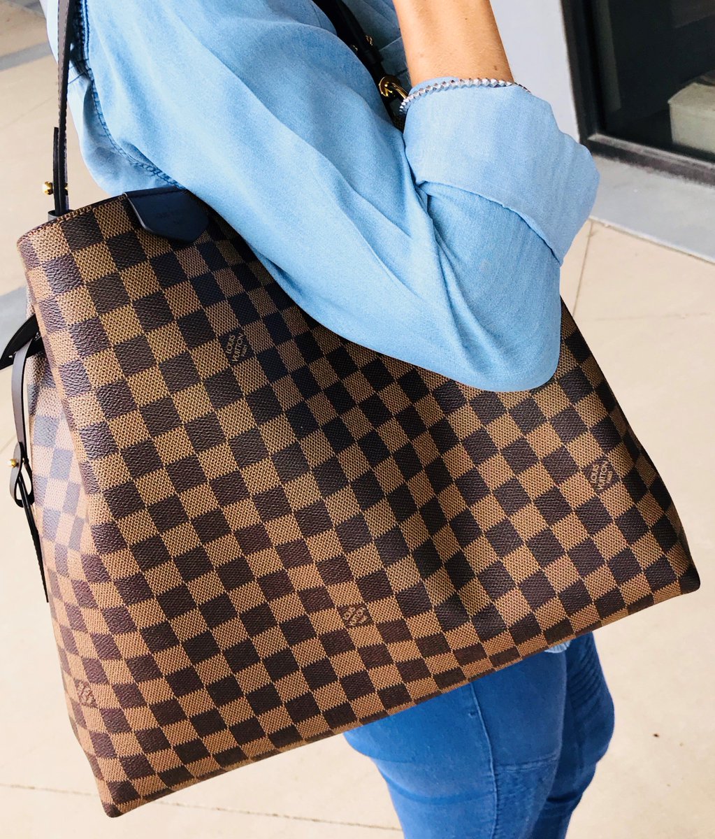 M&D Real Estate on X: 🌟🌟🌟LOUIS VUITTON GIVEAWAY🌟🌟🌟 To enter: You  MUST COMMENT Fall below, and SHARE this post on your page! Enter to win  this Graceful MM in the Damier Ebene