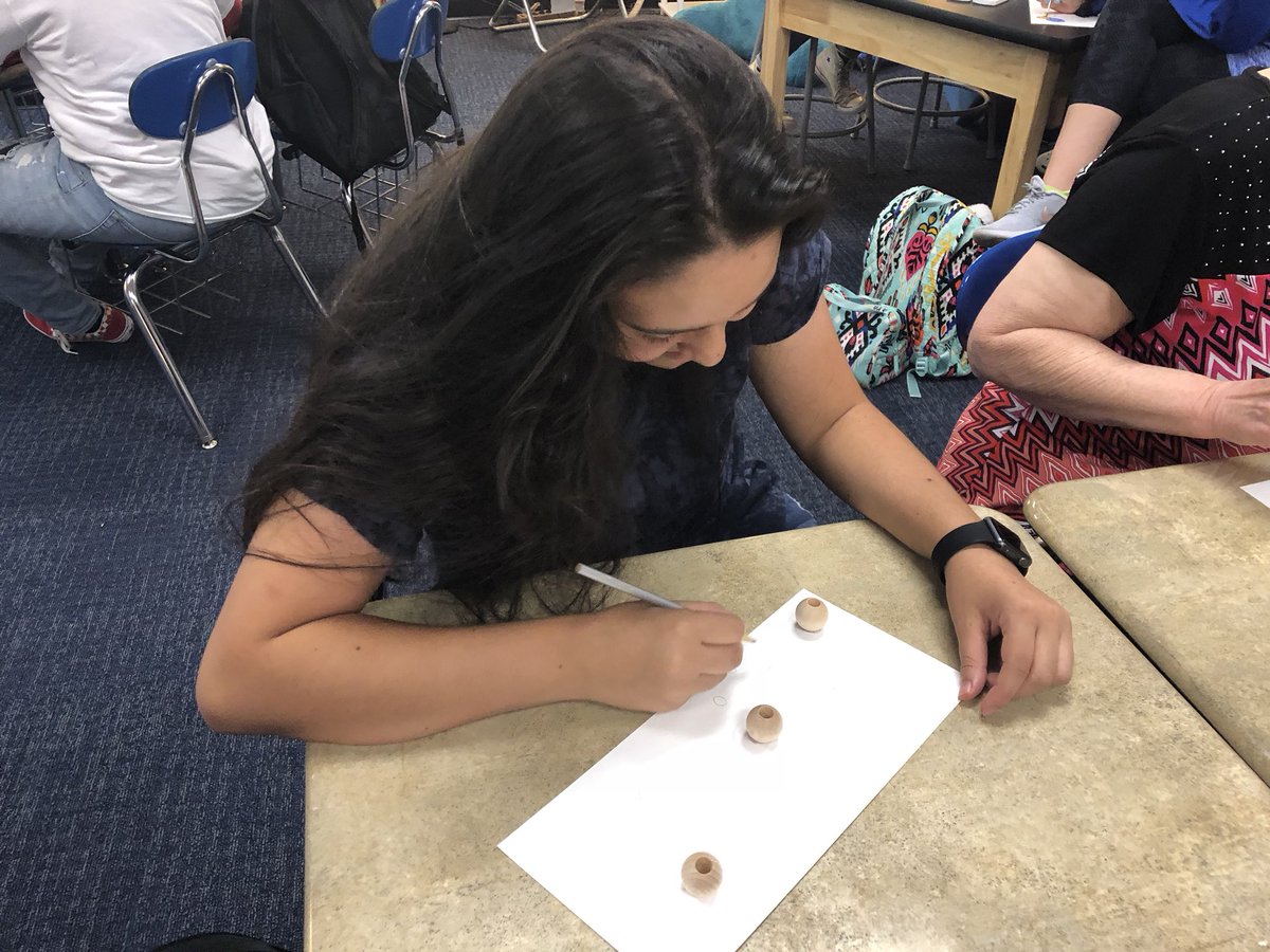 Mrs_LaFave's tweet photo. Getting ready for #DotDay with my English 1 kiddos. They are making their mark using poetry, painting, &amp; other art forms. 🎨✏️ We are so excited to collaborate with @Artfmhs &amp; others later this week as FMHS celebrates #InternationalDotDay https://t.co/YDnZcWlNid