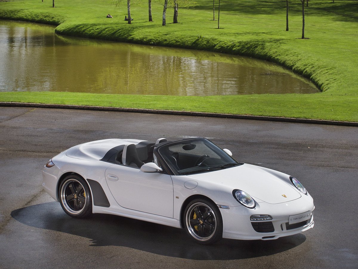 TomHartleyjnr's tweet photo. A stunning @porsche 997 Speedster arrives into stock. Only 1,100miles from new, a total spec left-hand drive car and priced at £274,950 #ModernClassic #Collectable911 #BarelyBrokeIn #THJ #OnlyTheBestCars #DiverseSelection https://t.co/4tIlGQa8hH