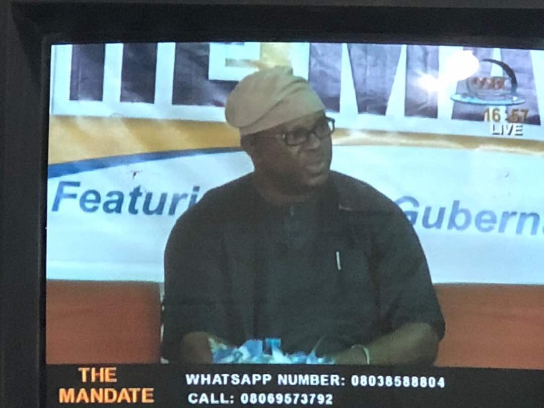 atunse2018's tweet photo. Arc. Olugbenga Akintola was on “The Mandate”, #OSBC TV and Radio. The programme featured gubernatorial candidates from various political parties.
#Atunse2018 @BBCAfrica @osbcng @rave917fm @channelstv https://t.co/wbAsNmupuO