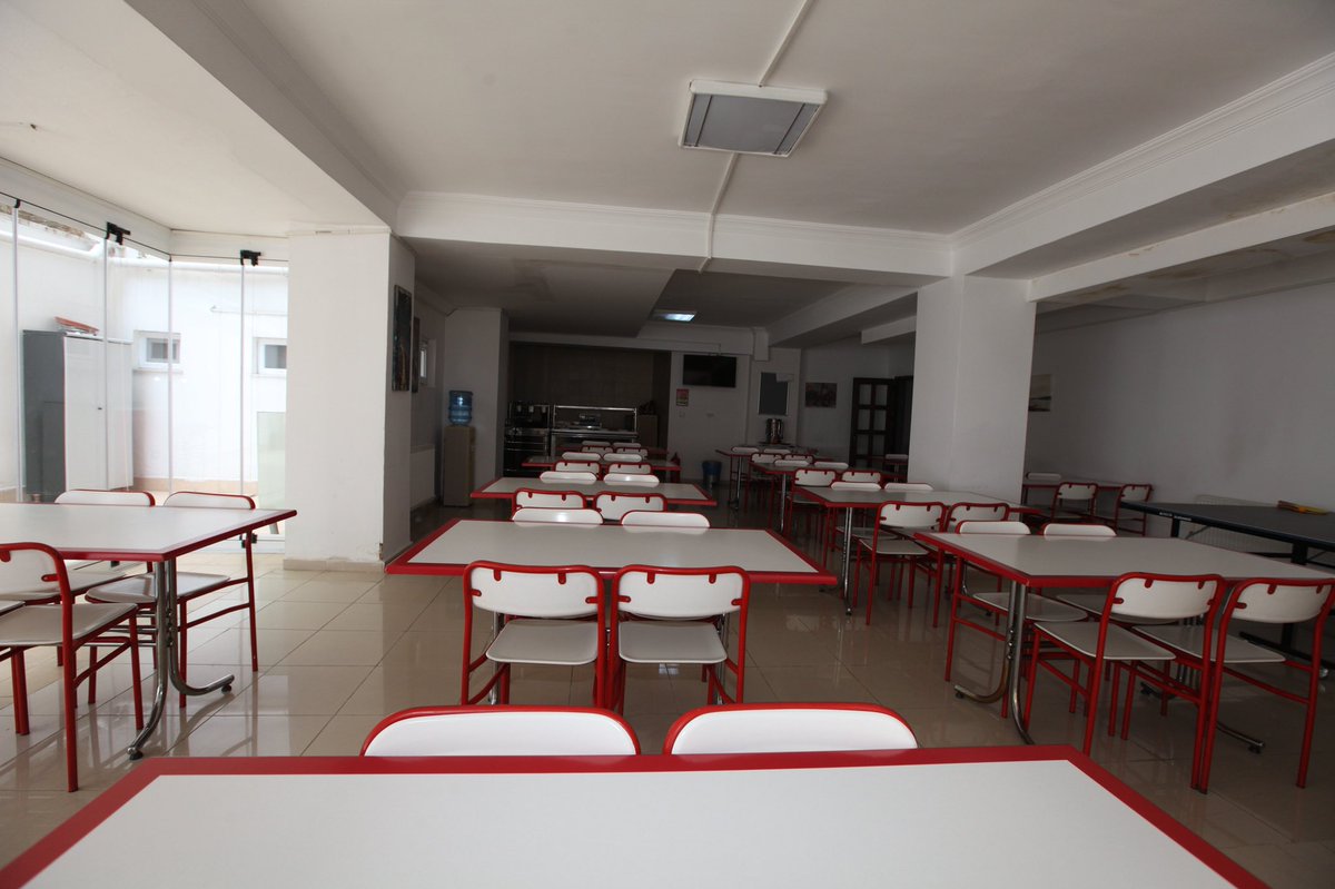 Revir ve kahvaltı salonundan görüntüler. Uzman dr. ve diş  hekimi dönemsel kontrolleri yurdumuzun hizmetleri arasında 😍