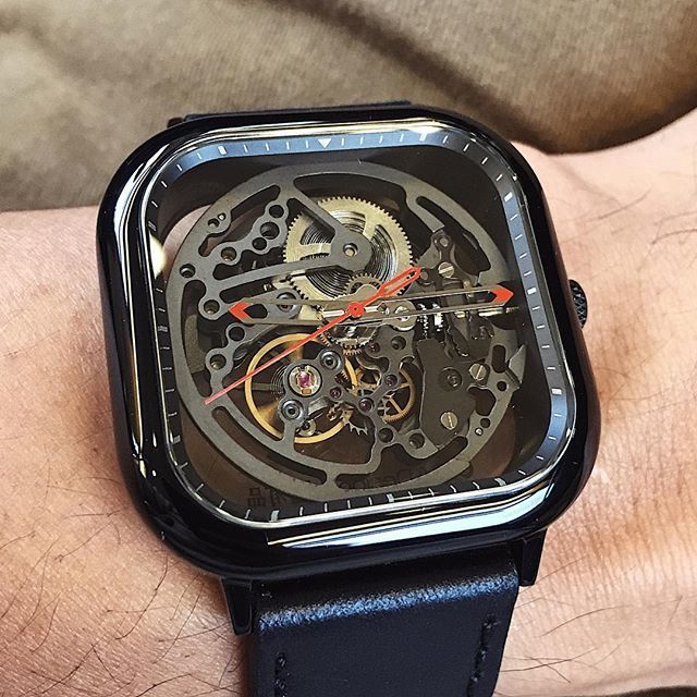 aidenire7's tweet photo. Anti-Apple Watch 😂
.
.
.
#watchcollecting #watches #womw #instawatch #watchporn #watchnerd #watchfam #watchaddict #wristporn #dailywatch #watchesofinstagram #watchfamasia #swisswatch #wristwatch #rolexero #watchgame #watchuseek #watchcollector  #watc… https://t.co/bXPYZrTDAE https://t.co/yjNHVIY7xb