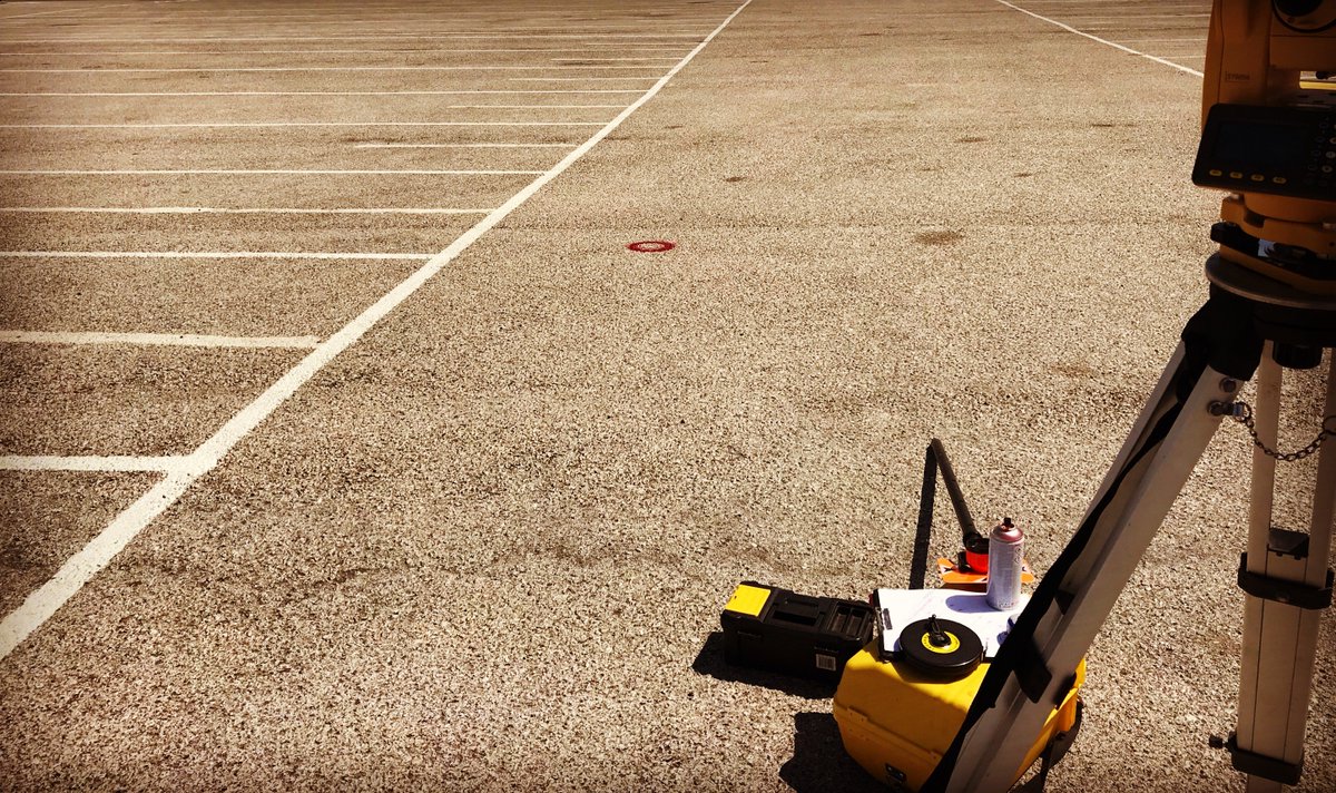 Υποστήριξη εργοταξίου - Χάραξη θεμελίων απ' το ΤοπογραφΩ, στην περιοχή του Ασπροπύργου
2130 - 888 888 - topografogr@gmail.com - topografo.gr