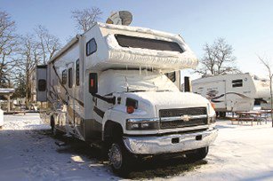 rvedmonton's tweet image. It&apos;s true, it is going to snow on Thursday. 🌨️❄️

Get a jump on Old Man Winter and book an RV winterization. Packages starting at $129. Call us today!

#GroveRV #RVWinterization #WinterIsComing