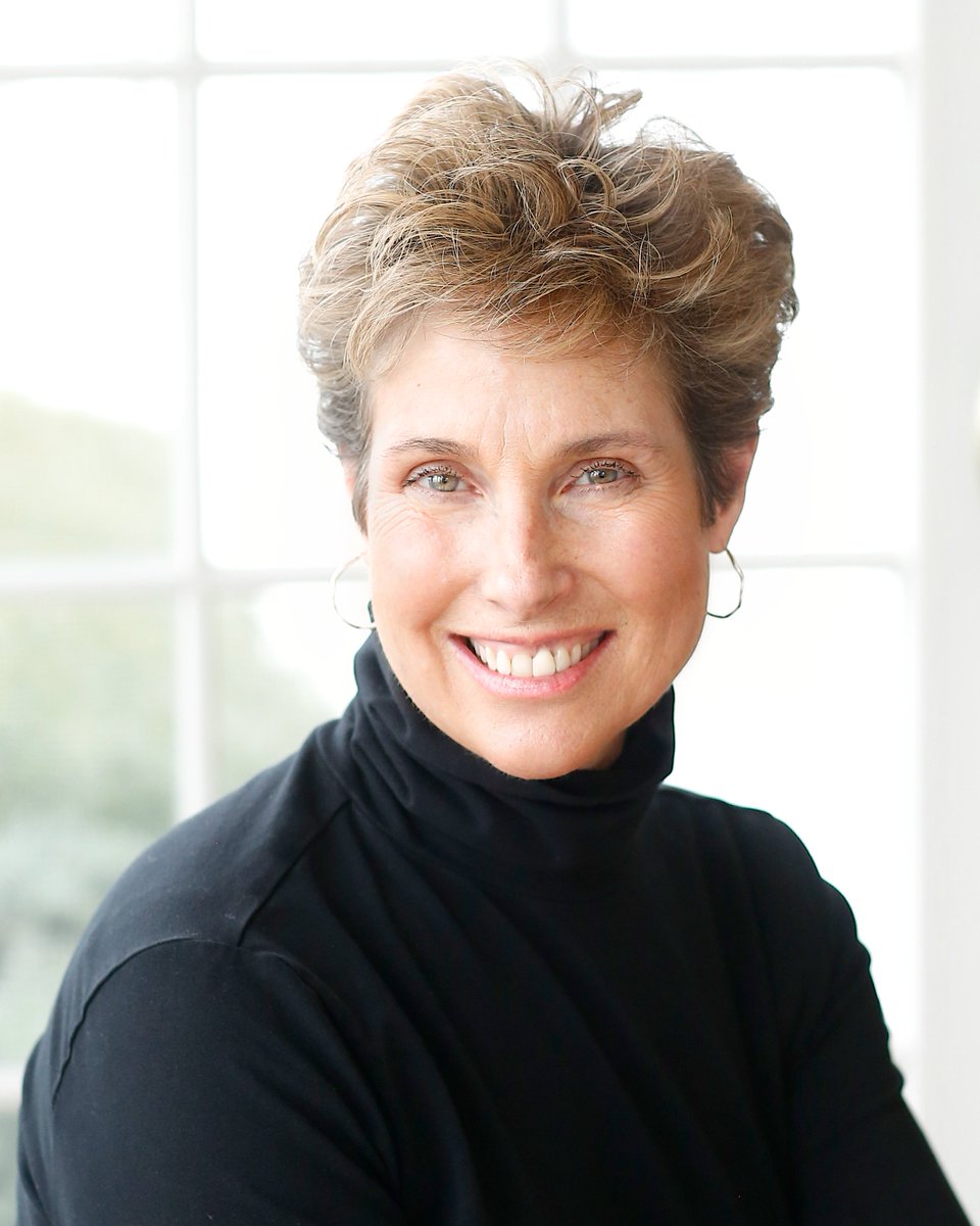 WheelOfLifeMag's tweet photo. In the Autumn issue, Lisa Luckett, a 9/11 Widow, who turned 9/11 into a positive and healing space. She's been in TV & radio shows in the US and spoke at a TEDx event.
#WheelOfLifeMagazine #empowerment #inspiration #motivation #writers #issuuloves #Sept11 #healing #LisaLuckett https://t.co/VtxvqESEEi