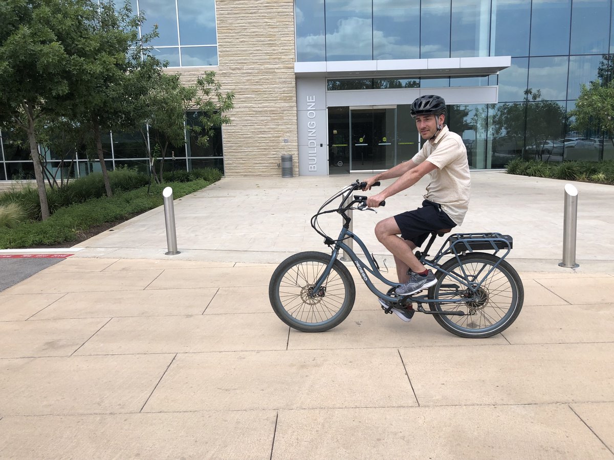 lightspeedsys's tweet photo. How we avoid traffic in #ATX: electric bikes! Lightspeed employees can borrow from our fleet of @PEDEGO bikes to run errands, go on adventures, or commute to and from work. #LifeAtLS #austintx https://t.co/QQNiip8fGb