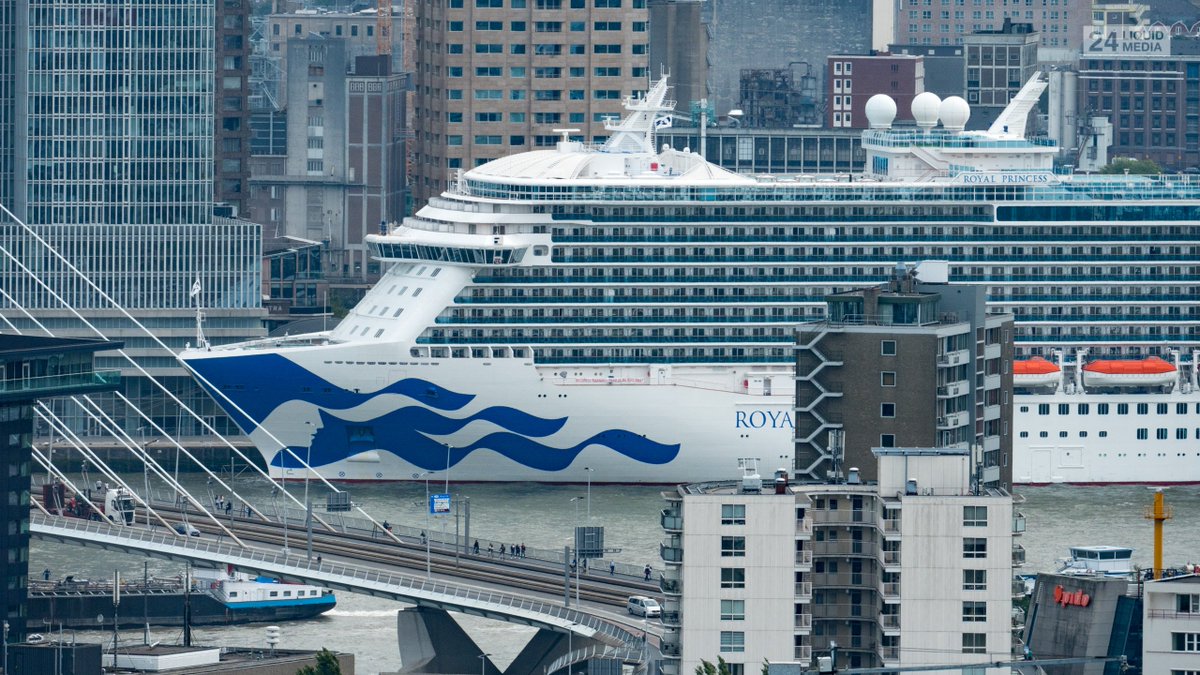 ms Royal Princess @ Cruise Terminal Rotterdam @skylinerotterdam #rotterdam #derotterdam #RoyalPrincess <a href="/PrincessCruises/">Princess Cruises</a> <a href="/CruisePortRTM/">Cruise Port Rotterdam</a> <a href="/CruiseAgenda010/">Cruise Agenda Rotterdam</a>