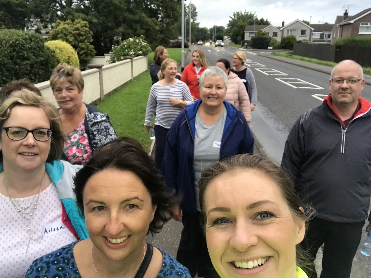 #Walking #WalkingForHealth @NHSCTrust staff getting #Active at #ChooseToLose Well done everyone 30mins ✅ 👏🏻👏🏻👏🏻👏🏻and thanks @_caroline_cam and @aisling_mcaleer for #WalkLeader skills tonight!