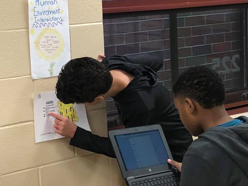 MichaelDStucke1's tweet image. Scavenging!!!! FOR MAPS!!!!! #CWMSchangemakers #CWway @CWMS_office #OhioEd