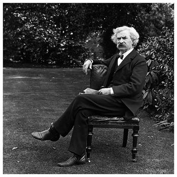 bickstweet's tweet photo. "Keep away from people who try to belittle your ambitions. Small people always do that, but the really great make you feel that you, too, can become great." - Mark Twain https://t.co/87GvHZeZk5