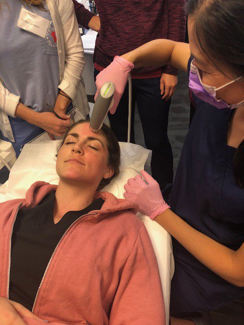 NatLaserSchool's tweet photo. #eMatrix fact: The handheld device delivers bipolar radiofrequency energy via a matrix of 64 electrodes in the disposable applicator tip.
.
.
.
#nationallaserinstitute #cosmeticlasertech #lasertreatment #cosmeticlasertraining #medicalaesthetics #medspa https://t.co/pUSNLxaqzl
