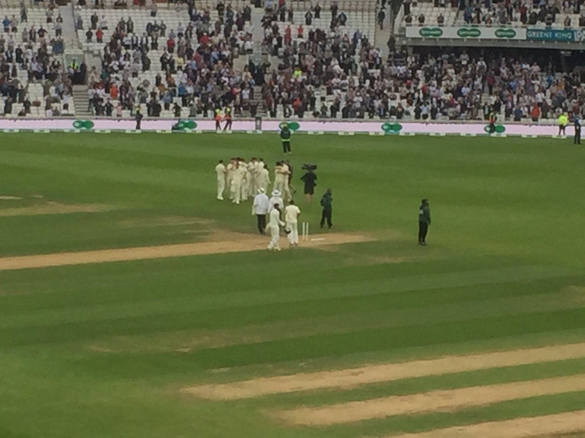 Anderson takes his 564th wicket to beat Glen McGrath’s test wicket record for fast bowlers and wins the match for England.