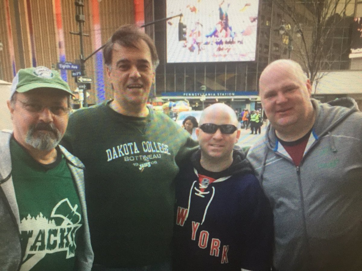 coachryb's tweet image. Thinking of my New York firefighter friends on this 9/11. #RIPRob #AnniesHouse